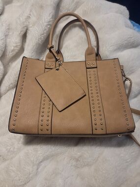 Jessie & James Kate Lock Concealed Carry Satchel